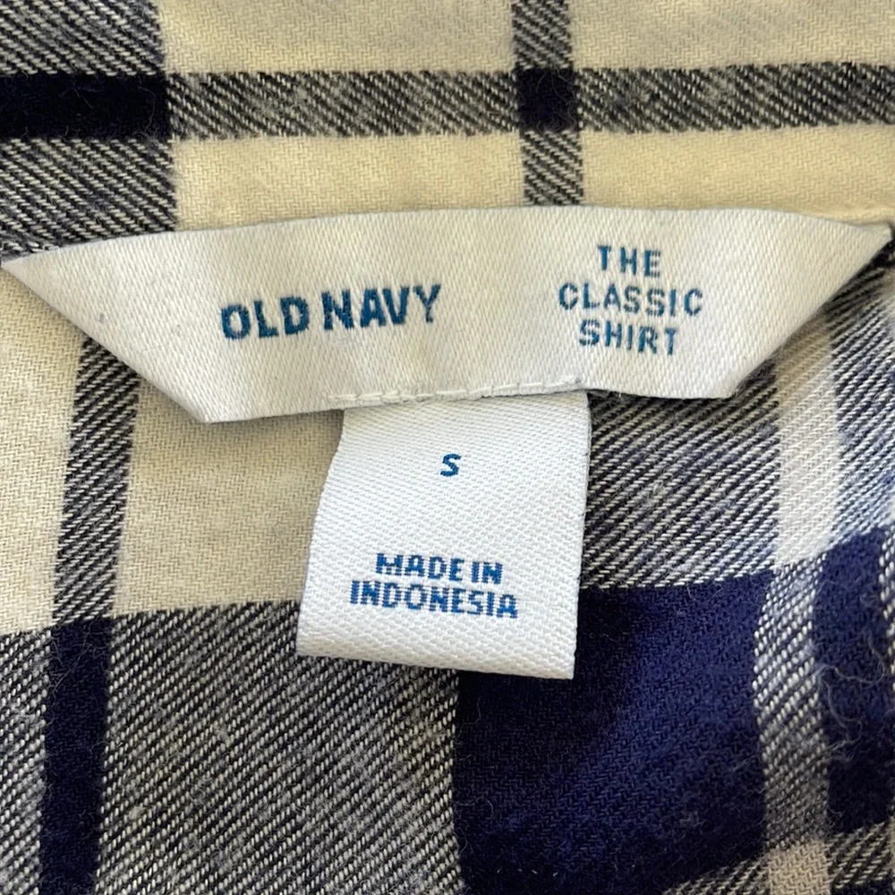 Old Navy blue white classic plaid flannel button down shirt size small - Picture 7 of 8